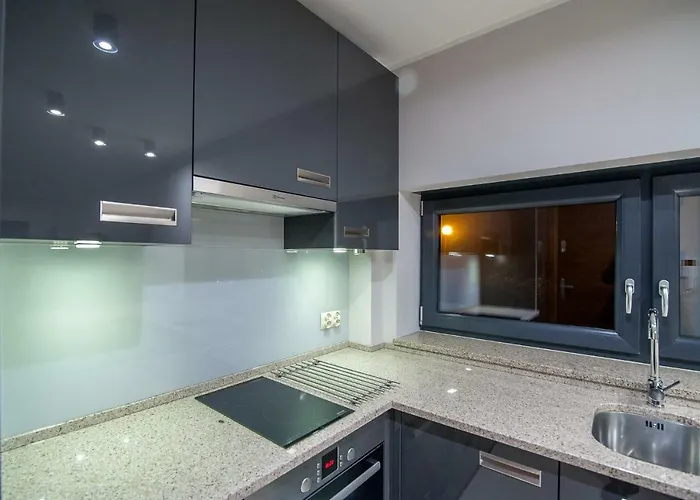 Lipowa 6 * Pila (Pila)